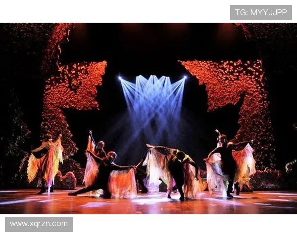 喜剧明星背后的故事揭秘他们如何用幽默征服观众心灵的奋斗历程